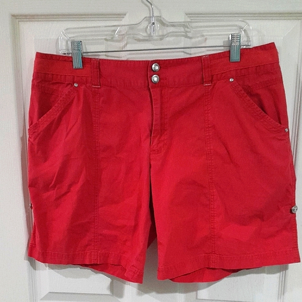 INC International Concepts Red Women's Shorts Size 12